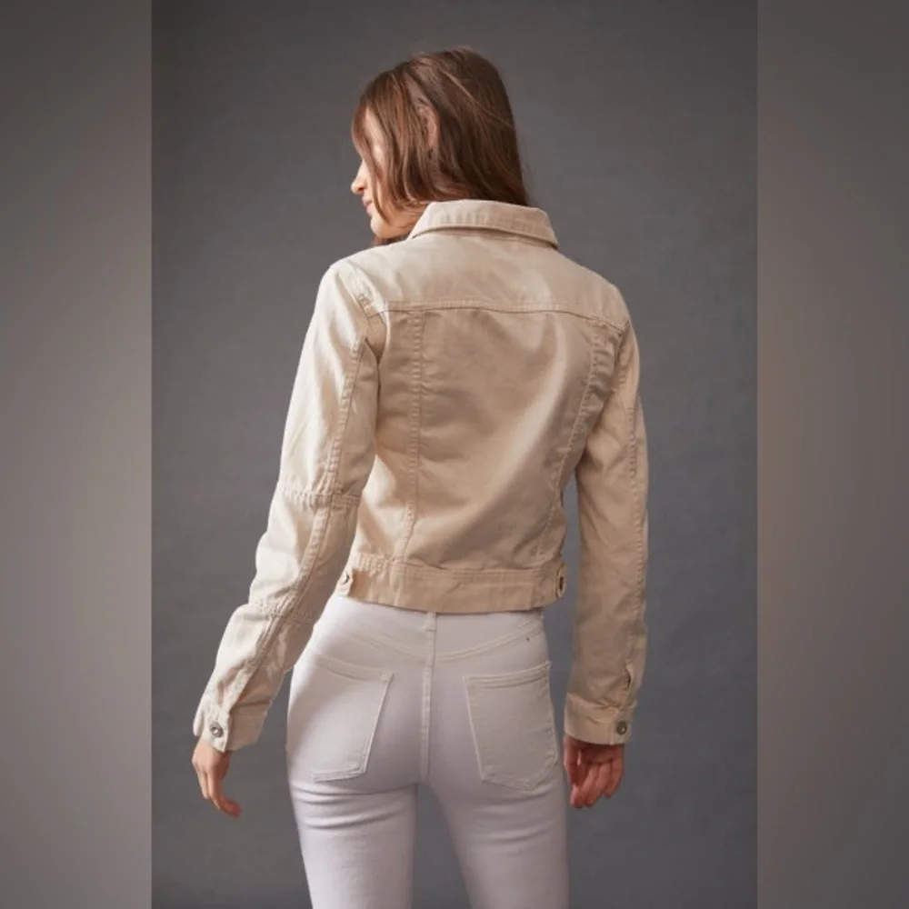 Free People Ecru White Button Up Patch Sleeve Rumors Denim Jacket Size XS - Picture 2 of 11